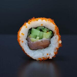 Каліфорнія з копченим лососем в ікрі